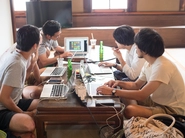 職場の1･2Fはコワーキングオフィス。気分に応じた環境で仕事に集中できます。 http://atoms.loftwork.jp/someday_mtrlkyoto