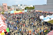 和光市商工会が主催の「ニッポン全国鍋グランプリ」。日本最大級の鍋料理コンテストです。