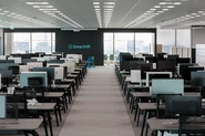 東京本社は2019年4月、六本木一丁目駅直結のオフィスに移転しました