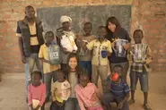 コンゴ民主共和国の小学校への水の供給を支援