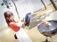 ５月のBBQの様子！今年は都立潮風公園バーベキュー広場行いました！BBQには家族も参加OKで、お子さんを連れて来る方や恋人を連れて来る方も！写真はビア缶チキンの作成風景。味はもちろん絶品です★