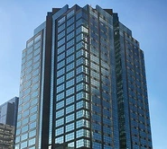入居するビルは西新宿のオフィス街です