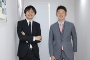 社長の吉村（左）、取締役の村田（右）　二人ともエンジニア出身で、エンジニアが欲する環境や仕組みを実体験とし理解しています。