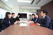 大阪本社のメンバー、職種問わずコミュニケーションを大切にしています