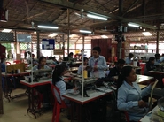 台車の関連品を作るにあたり、カンボジアの企業と連携をしてモノ作りも行います