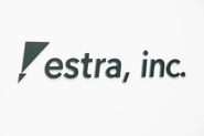 estraの由来は[Education×Strategy]という意味が込められています。