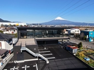 昨年12月に完成した新オフィス。富士山が目の前！