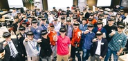 記念すべき2017年2月2日開催「Tokyo HoloLens Meetup Vol.01」。世界で最もホロレンジャーの集まったこのコミュニティイベント企画開催もホロラボメンバーが大きく関与していました。この写真に写っている人もホロラボ社員になったり、お客様として、パートナーとして現在のXR業界でともに活躍している方が少なくありません。