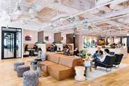 オフィスはWeWork丸の内北口 