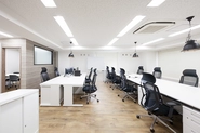 東京社は白を基調としたオフィスです！