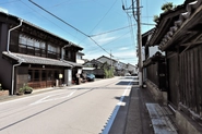 旧東海道の趣のある街並み