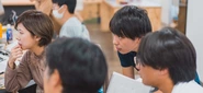 「生産高」を第一主義としながらも、チームとして最大成果を出すためにオンオフのメリハリのついたコミュニケーションが活発です。
