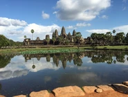 カンボジアには、世界的に有名な遺跡のアンコールワットがあります。