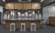 オフィス内には社員が自由に使えるキッチンもあります。