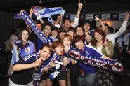 スポーツ&ダーツバー ガムランボール銀座店でのサッカー日本代表戦の様子（コロナ前の写真）
