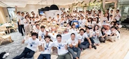 平均年齢28歳！年功序列はありません。若い社員が精力的に活躍しています！
