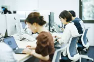常に現状に満足せず、変化を恐れず、事業を推進し、挑戦できる仲間を求めています！