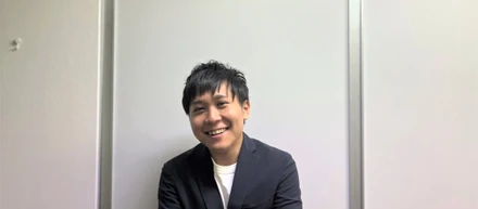フリーランスから正社員に！？今年入社の中途社員に詳しく話を聞いてみた🔍