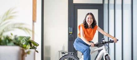 【社員インタビュー】シェアモビリティで街づくり！ベンチャーを支える広報・総務の笑顔の秘密