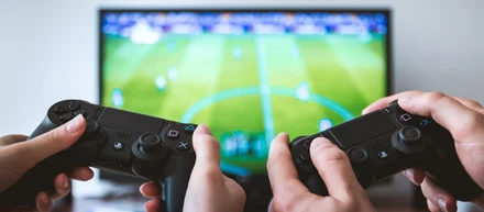 皆でゲームしたら福利厚生に！！！