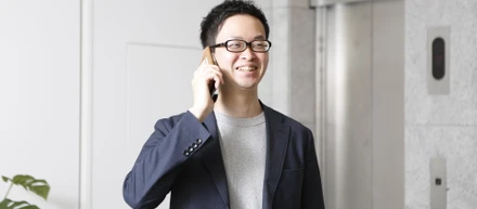 【社員インタビュー①】リファルケのキャリアの考え方に惹かれて入社した、IT業界歴10年の社会保険労務士！