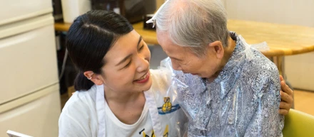 【業界研究】3年で利用施設数42倍！広がる介護美容とは？