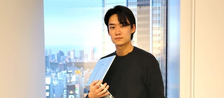 新業種開拓の最前線に立つ20代営業局長。「自考自創」の精神で会社の未来を担う
