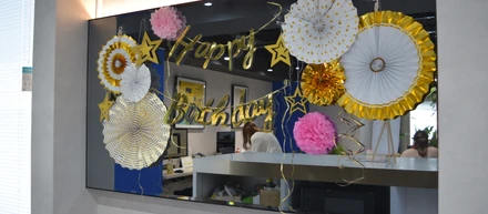 毎月開催！誕生日月の社員をみんなでお祝いするバースデー🎂🎉