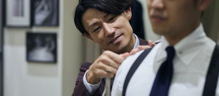 タキシードを提案するメンズフォーマルの”プロ”とは？