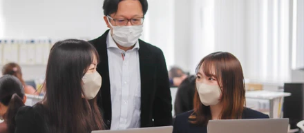 株式会社アポロのワークスタイル｜リモートは？フレックスは？自由度の高い環境を紹介