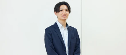 成長への原動力は「好奇心」。異業種から転職し、一人前のフィールドエンジニアになるまで