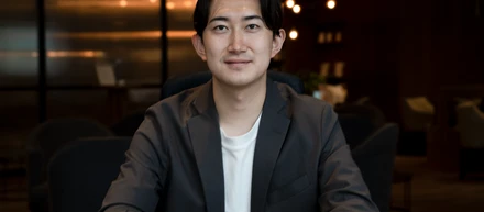 セールス担当 小島さん_ここなら自分の想像もし得ない世界が観れるかもしれない！