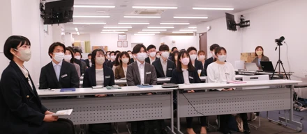 新しい仲間が加わりました【2023年4月度全体朝礼】