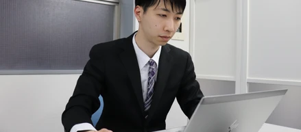 【新入社員紹介】国家公務員→IT業界へ！打ち込める事を探しキャリアチェンジ