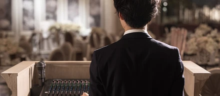【仕事紹介】結婚式の輝きを演出。ブライダル音響・照明の役割と重要性を伝えたい