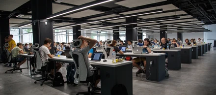【正社員エンジニアのリアル#1】入社25年以上！正社員エンジニアとして活躍する大先輩にインタビュー！