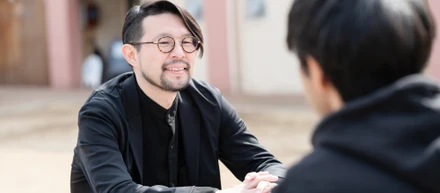 孤独・孤立の時代に、まちを楽しみ、助け合う（後編）【英治出版 高野達成氏 × HITOTOWA 荒昌史】｜出版記念対談