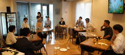 食べ飲み放題？！本社ラウンジスペースのご紹介