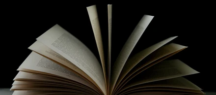 【こんな本】中の人が読んでる本って？