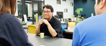 現場感とスピード感を持って、社会に影響を与える仕組みや仕掛け作りに挑戦できる【社員インタビューvol.4】