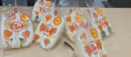 差し入れが豊富なK-FIRST｜食べ過ぎ注意！