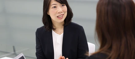 船井総研グループのバックオフィスを支えるアカウントサポート！年間5000社ものクライアントの顧客・売上・請求書管理を支えるマネージャー【社員インタビュー】