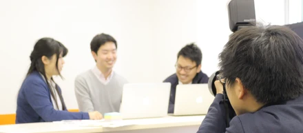 Wantedlyさんに写真撮影をしてもらいました。