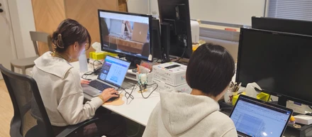AIS株式会社の1日のスケジュール