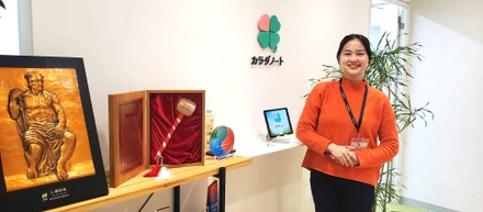 『子育て世代が幸せに感じる社会にしたい』23卒社員インタビュー／高い目標にひた向きに取り組める理由とは？