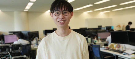 「大学進学よりも稼ぎたい」18歳で入社したエンジニア
