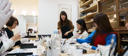 漆芸経験者・新卒で入社したCさんが金継ぎ職人になるまで【後編】