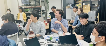 これがMENOU！ 全社ミーティングでの飾らぬ姿をお見せします！