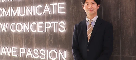 入社半年でCM+SNSの連動企画を提案。若年層への認知拡大を実現（リアルマーケティング編）