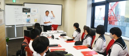 豊田市立高岡中学校の生徒さんが修学旅行で地ブラ訪問！